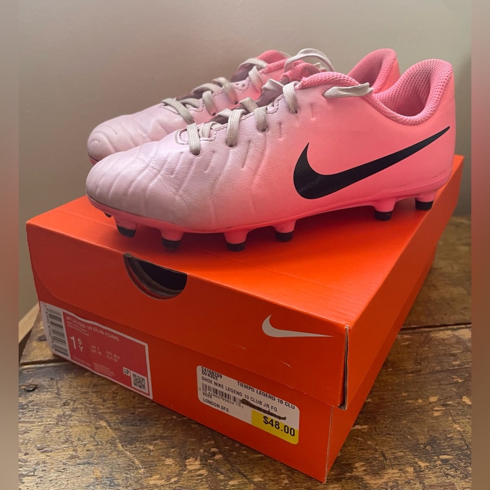 Kids Nike Legend 10 Club Cleats